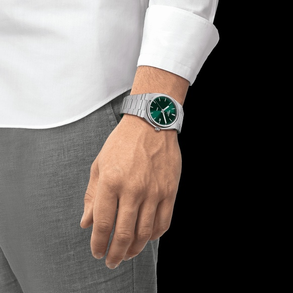 Tissot T137.410.110.91.00