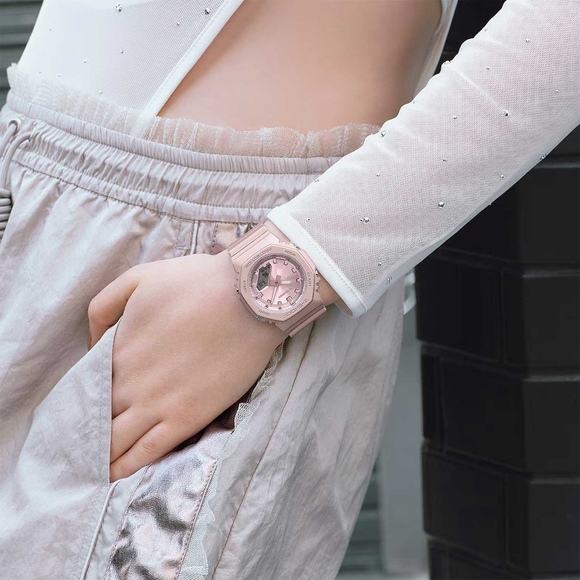 Casio GMA-P2100ST-4ADR