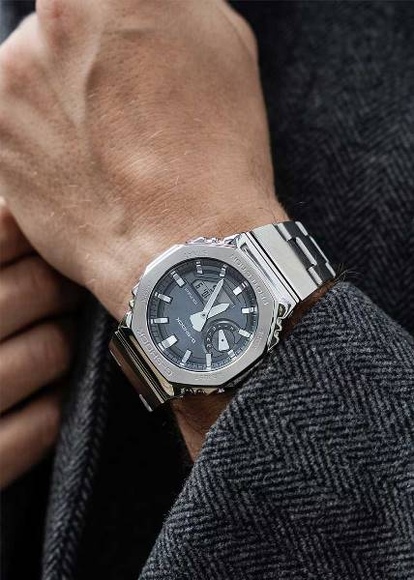 Casio GM-2110D-8ADR